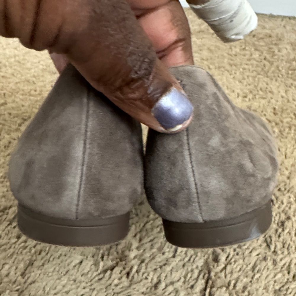 Vionic Posey Suede Perforated Pointed-Toe Flats Taupe size 6.5 Comfort Casual - Picture 6 of 7